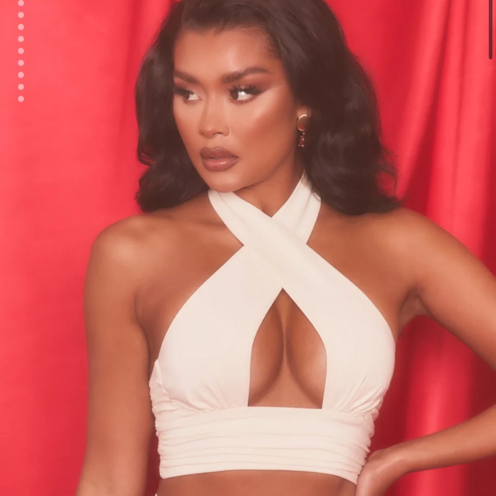 Oh Polly cut out cross neck crop top